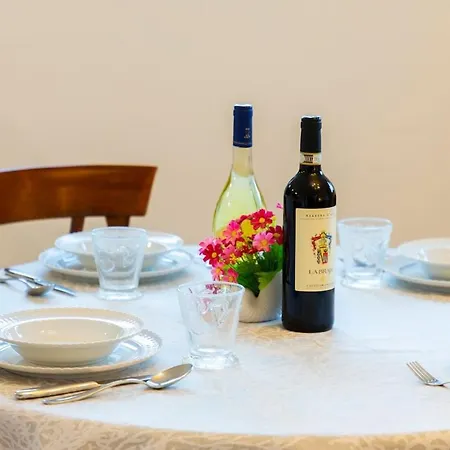 Sun Flat - A 5 Minuti E Giardino Relax Apartament